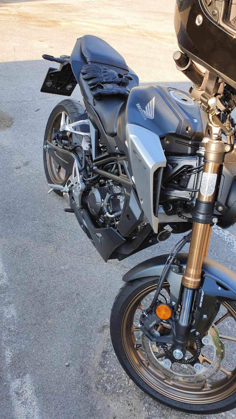 Motorrad verkaufen Honda CB 125R Ankauf